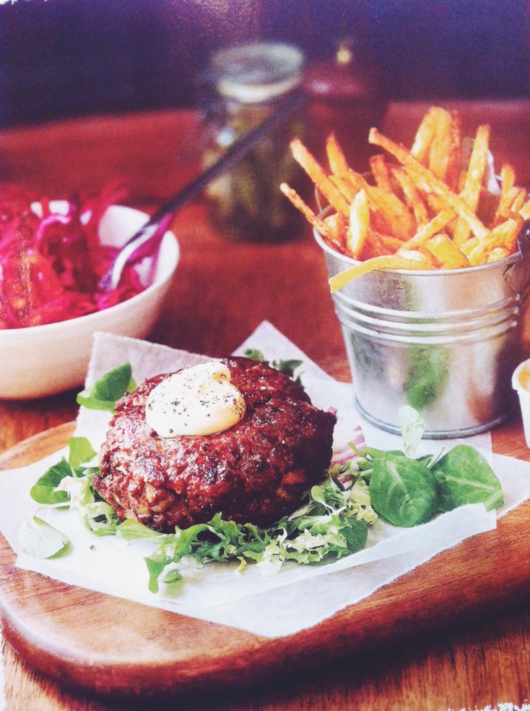 slimming world beef burger and chips