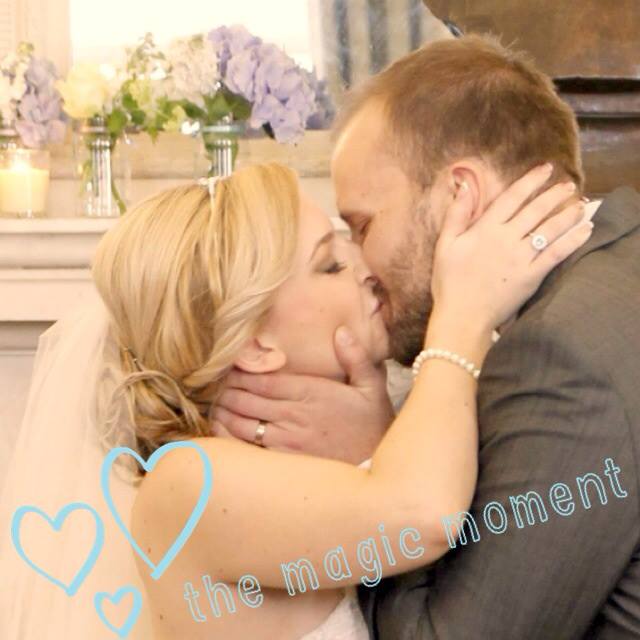 a-year-in-instagram-photos-hollygoeslightly-wedding-kiss
