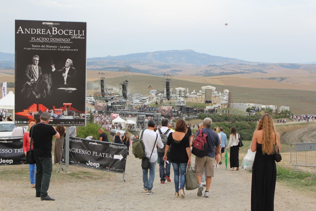 Andrea Bocelli – Teatro del Silenzio