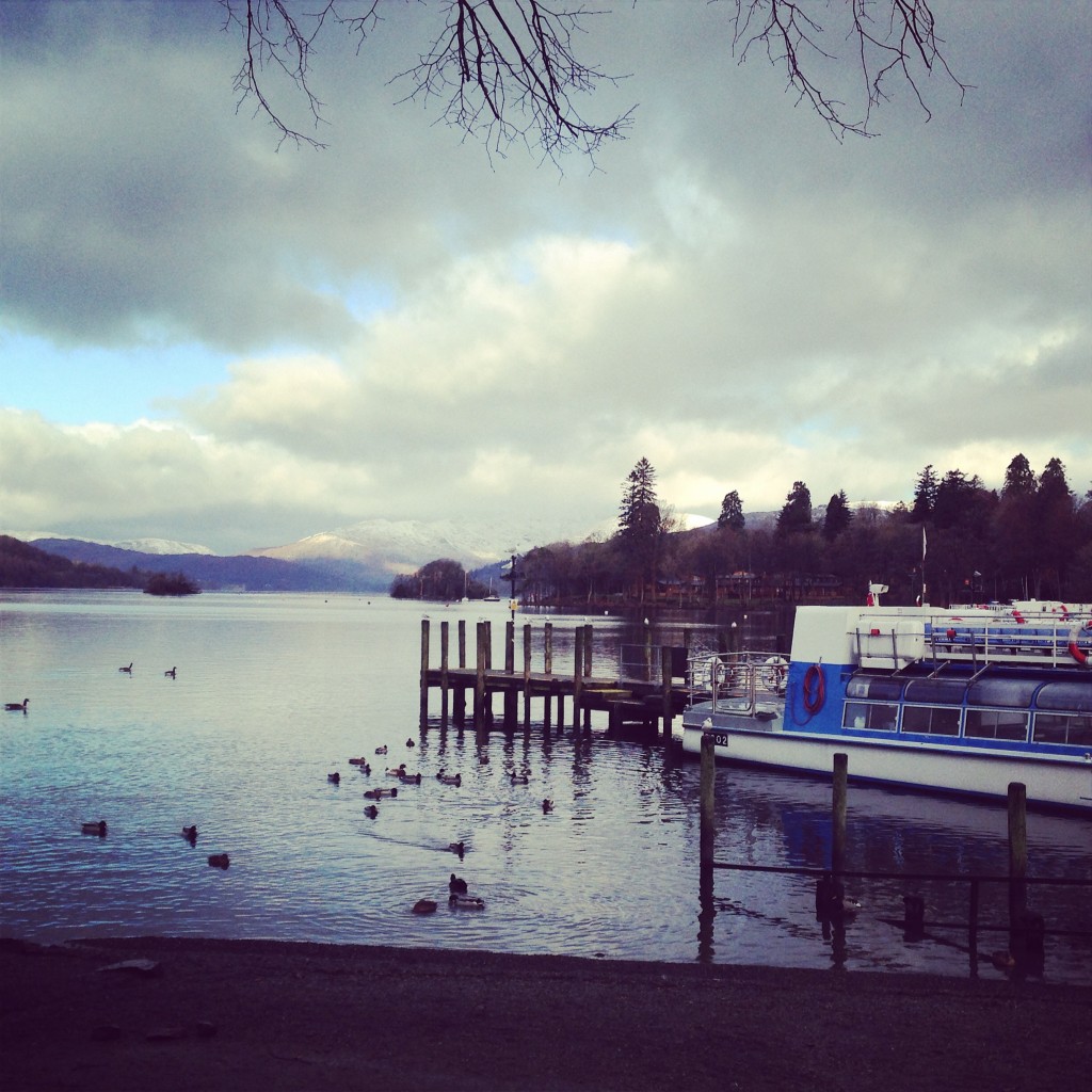 bowness on windermere hollygoeslightly lake