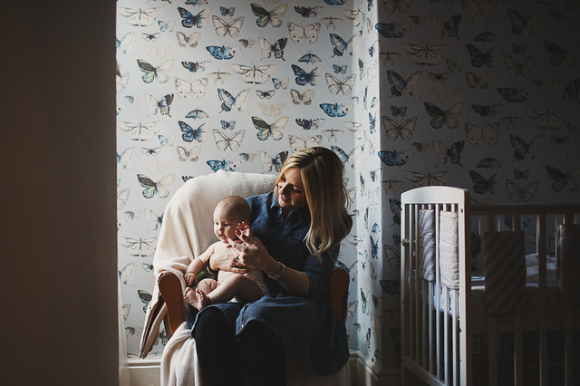 a family lifestyle photoshoot mum and baby in nursery hollygoeslightly
