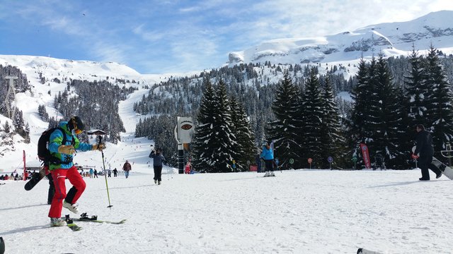 skiing in flaine part 1 slopes hollygoeslightly