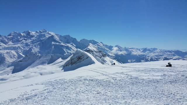skiing in flaine part 2 white snowy mountain tops hollygoeslightly