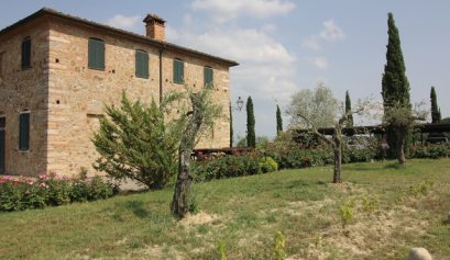 wine tasting in tuscany fattoria fibbiano house hollygoeslightly