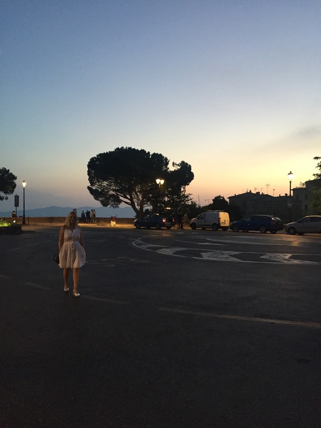 eating out in volterra evening stroll hollygoeslightly