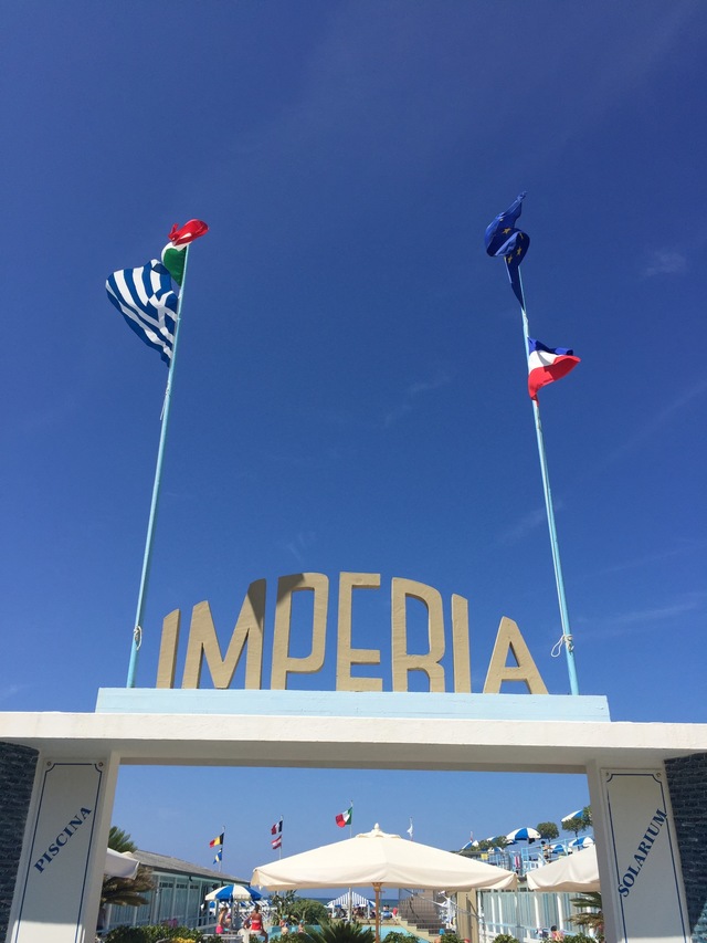 lunch in viareggio hollygoeslightly imperial entrance