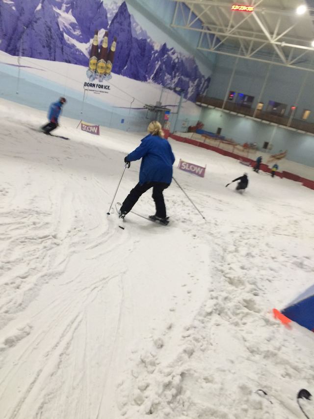 beginners intensive ski lesson chillfactore manchester learner hollygoeslightly