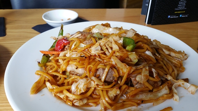 sapporo teppanyaki manchester beef yaki soba noodles hollygoeslightly