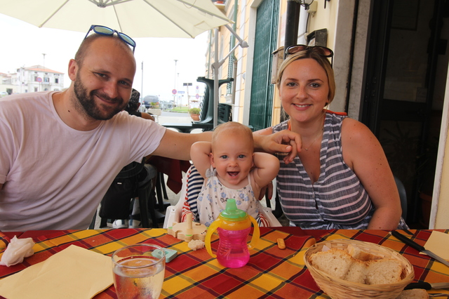 marina di pisa family portrait hollygoeslightly