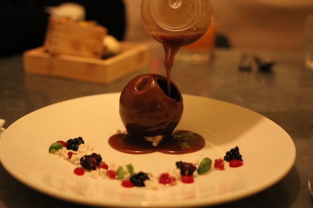 date night australasia chocolate melting dessert hollygoeslightly
