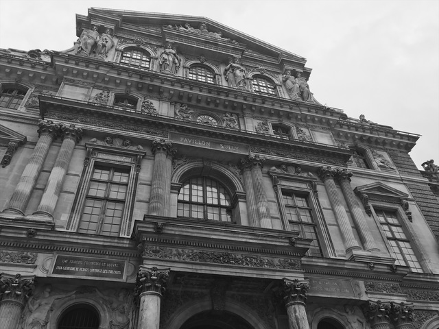 paris in black and white musuem