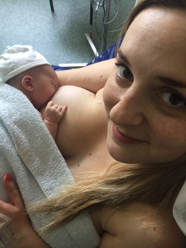 what is it really like going into labour hollygoeslightly