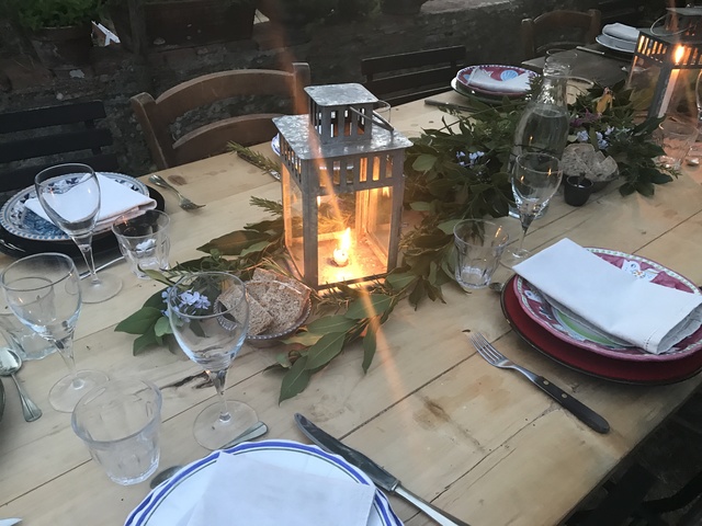 dinner party florence eatwith table setup 2