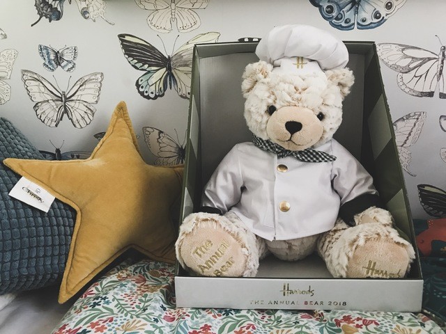 Harrods Annual Bear 2018 – the perfect gift for a newborn baby