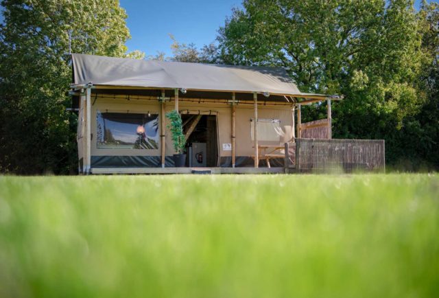 uk family glamping peak district ashbourne heights safari lodges