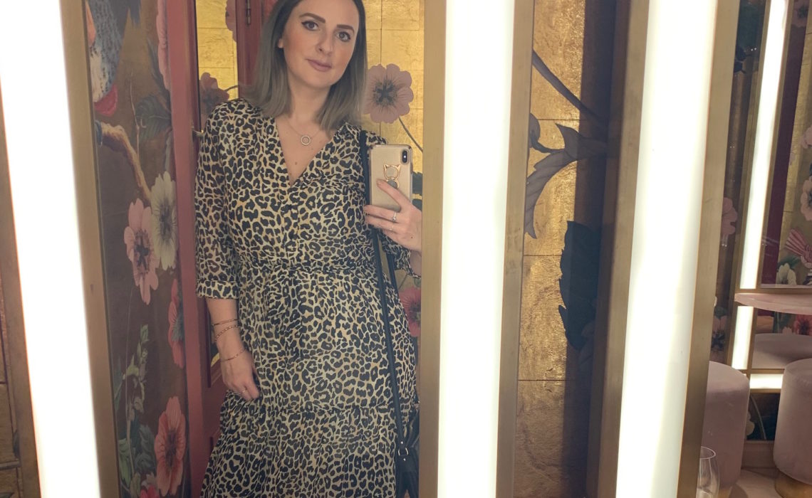 fashion in my thirties leopard dress hollygoeslightly