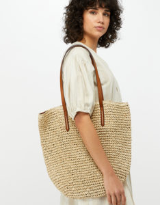 summer bargains you need to buy now beach bag hollygoeslightly