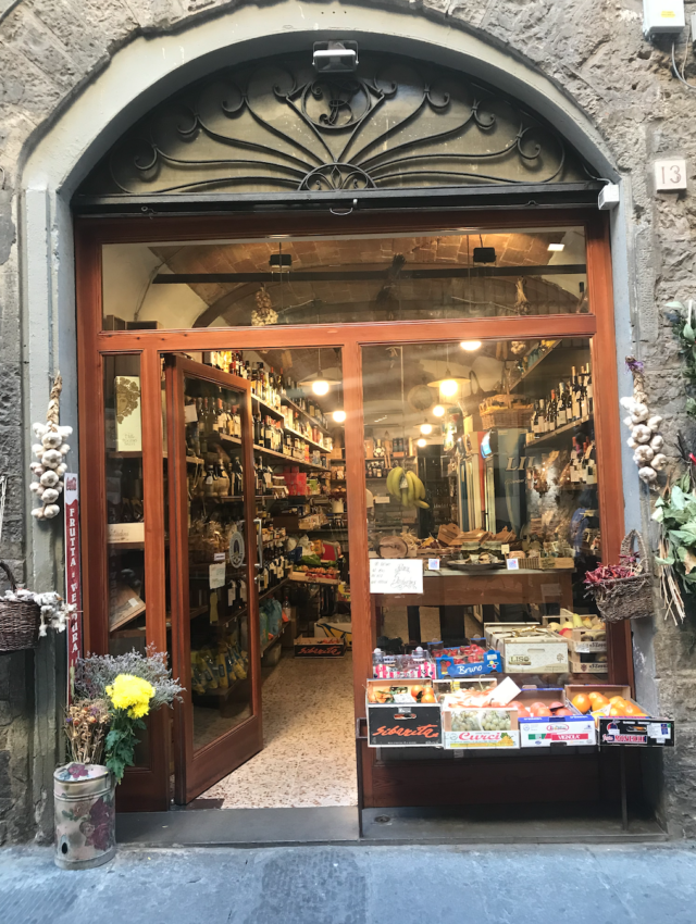 top 5 places to visit in tuscany florence shop hollygoeslightly